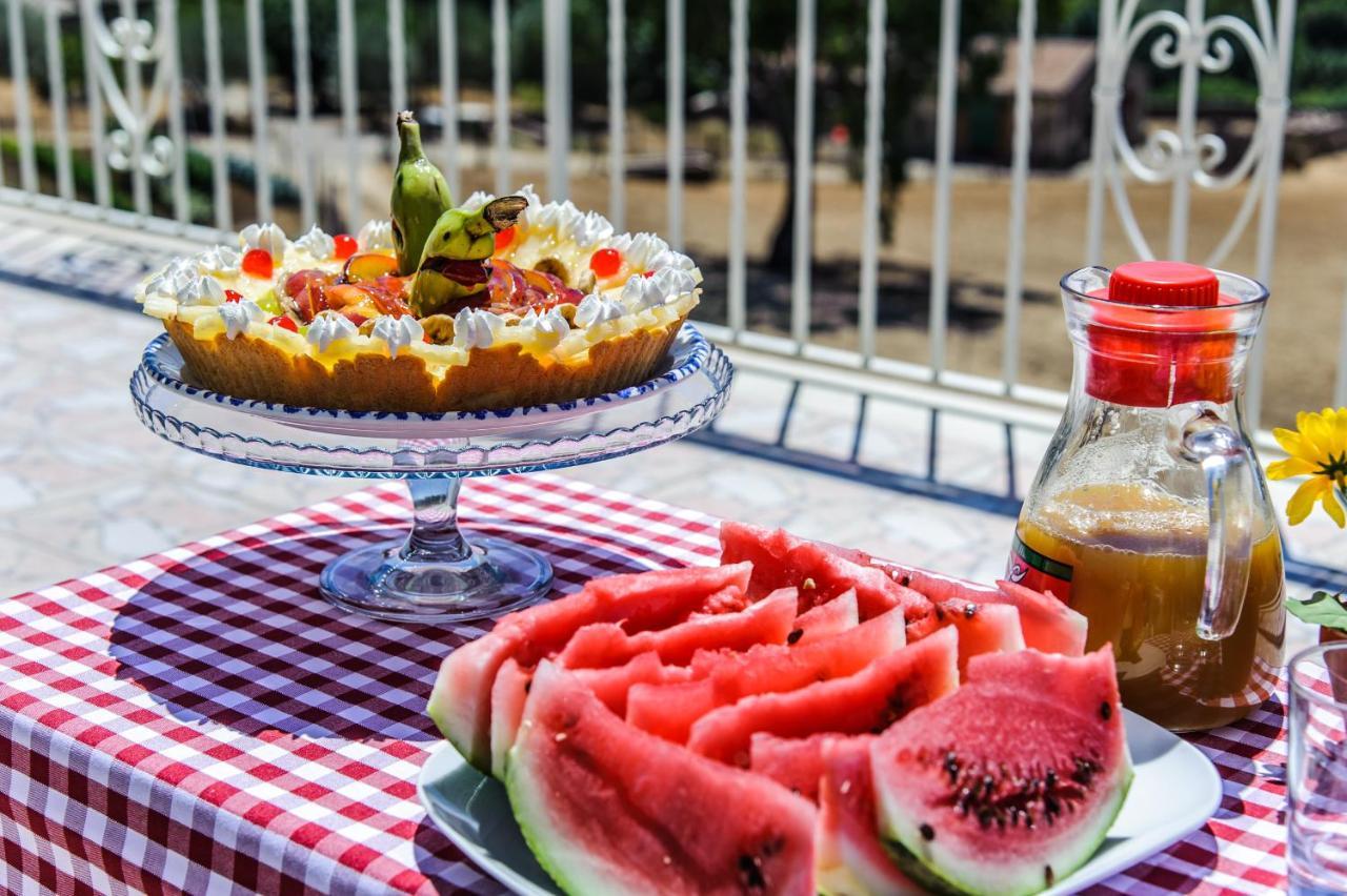 B&B Villa Fiorita Piazza Armerina Bagian luar foto